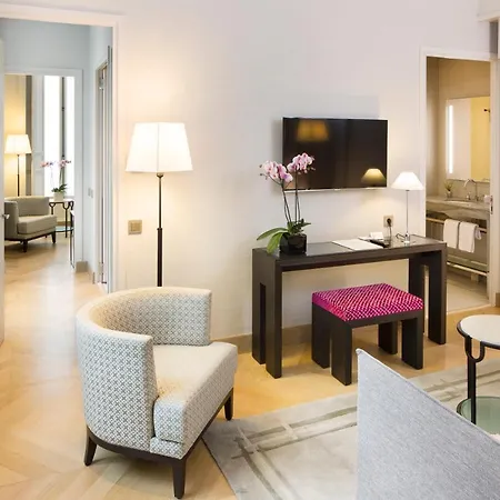 Hotell Bedford 4*